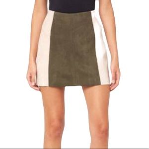 Abbeline colorblock mini skirt olive green cream size 10 fall neutral career